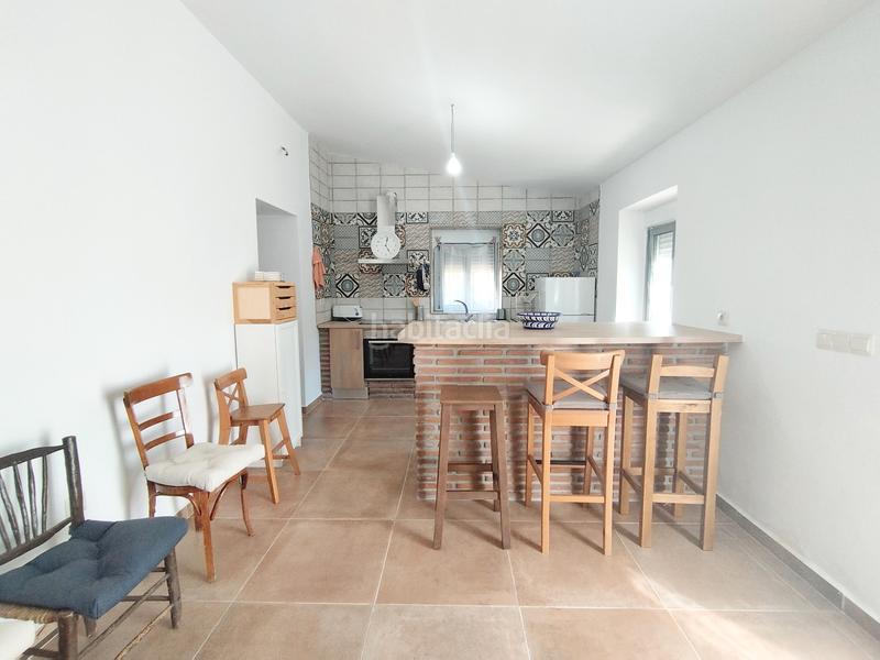 Foto b4331b8e-3481-48b5-a386-8d3b7c5e60b4. House with fireplace in Alcaucín Foto b4331b8e-3481-48b5-a386-8d3b7c5e60b4. House with fireplace in Alcaucín