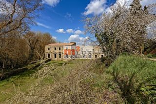 Rural plot in Flaçà. Antigua para restauración Rural plot in Flaçà. Antigua para restauración