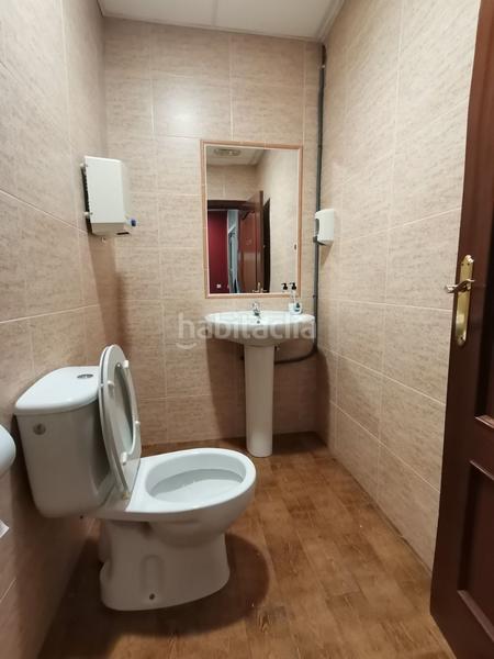 Foto 764c7796-82b4-4896-a904-5f3312145a73. Local comercial a Hospital Jaén Foto 764c7796-82b4-4896-a904-5f3312145a73. Local comercial a Hospital Jaén