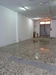 Local Comercial a Los Ríos. Oportunidad única en avenida principal de las flores, las laguna Local Comercial a Los Ríos. Oportunidad única en avenida principal de las flores, las laguna
