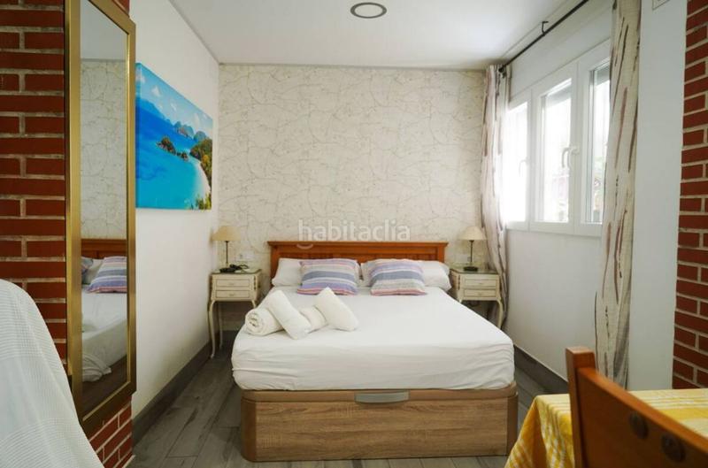 Foto 22234222-e564-4622-8f61-f59a20f4a007. Édifice dans La Trinidad Málaga Foto 22234222-e564-4622-8f61-f59a20f4a007. Édifice dans La Trinidad Málaga