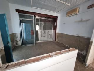 Location Local commercial à Avenida paloma la 8. Blanhogar alquila local en tabacalera!!! Location Local commercial à Avenida paloma la 8. Blanhogar alquila local en tabacalera!!!