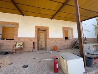 Masia a Espeluy. Casa con terreno y dos naves en espeluy jaén Masia a Espeluy. Casa con terreno y dos naves en espeluy jaén