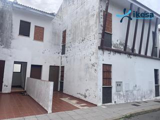 Maison jumelée à Cortegana. Venta de casa adosada en cortegana. Maison jumelée à Cortegana. Venta de casa adosada en cortegana.