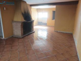 Maison jumelée à Constantina. Casa en venta en plaza pozuelo, 24, constantina sevilla Maison jumelée à Constantina. Casa en venta en plaza pozuelo, 24, constantina sevilla