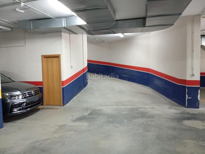 Foto c4f3e77e-b812-4bf9-b853-7b4abbc5c5e9. Aparcament cotxe a avenida doctor otero ulloa 62 a Pontevedra Foto c4f3e77e-b812-4bf9-b853-7b4abbc5c5e9. Aparcament cotxe a avenida doctor otero ulloa 62 a Pontevedra