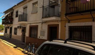Casa aparellada a Villa del Río. Venta de casa sin posesión en villa del rio córdoba Casa aparellada a Villa del Río. Venta de casa sin posesión en villa del rio córdoba