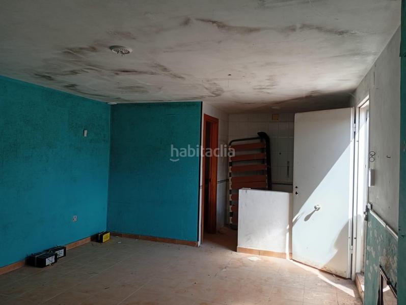 Foto 32714438-4b88-47d7-a6b4-554232feae7f. Piso habitación en ático en la bajadilla en Bajadilla - Fuente Nueva Algeciras Foto 32714438-4b88-47d7-a6b4-554232feae7f. Piso habitación en ático en la bajadilla en Bajadilla - Fuente Nueva Algeciras