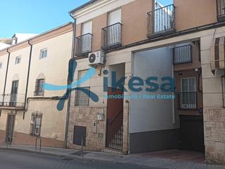 Casa adossada a San Felipe - El Almendral - La Merced. Venta de casa en zona de mirador del tambor jaén Casa adossada a San Felipe - El Almendral - La Merced. Venta de casa en zona de mirador del tambor jaén