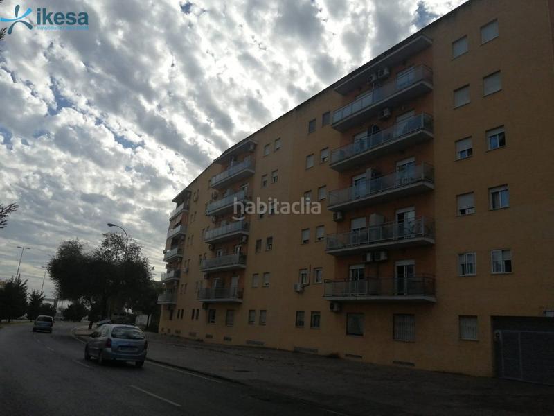 Foto 4da52e1f-b99b-4a04-b3a7-b09cb3e4e421. Aparcament cotxe a La Hispanidad - Verdeluz Huelva Foto 4da52e1f-b99b-4a04-b3a7-b09cb3e4e421. Aparcament cotxe a La Hispanidad - Verdeluz Huelva