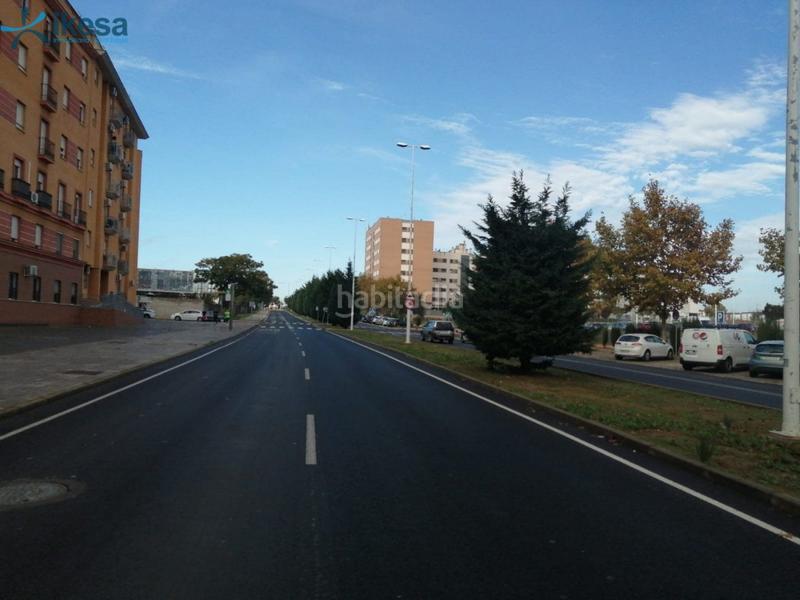 Foto 8c700bcc-ea0e-4ff5-9810-b63dc2bb286b. Aparcament cotxe a La Hispanidad - Verdeluz Huelva Foto 8c700bcc-ea0e-4ff5-9810-b63dc2bb286b. Aparcament cotxe a La Hispanidad - Verdeluz Huelva