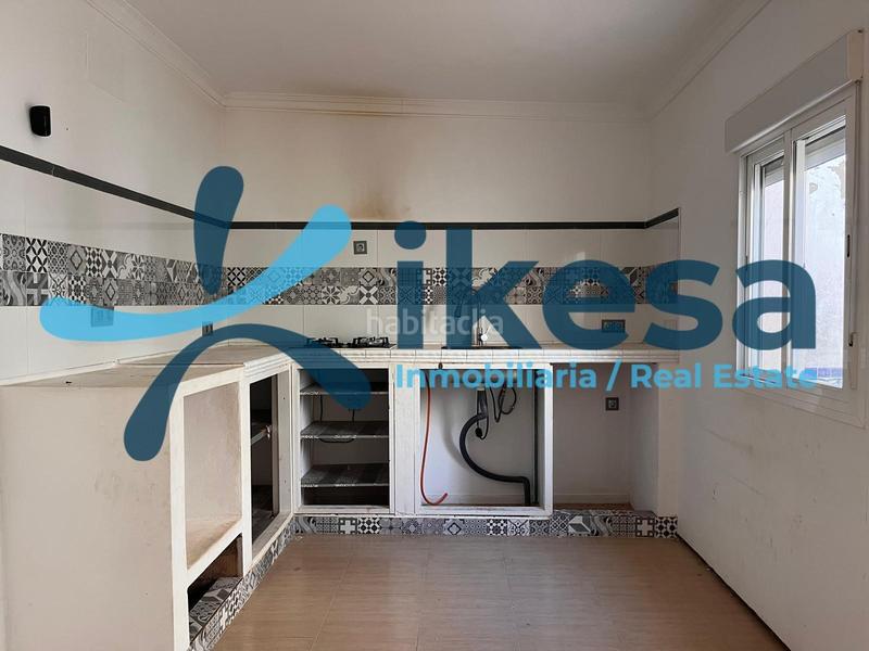 Foto 3f1b1fe6-e60d-4b86-8464-f1ec1b9d4ccf. Casa adossada amb piscina a Puebla de Cazalla (La) Foto 3f1b1fe6-e60d-4b86-8464-f1ec1b9d4ccf. Casa adossada amb piscina a Puebla de Cazalla (La)