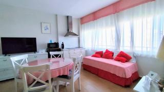 Lloguer Apartament a Manantiales-Estación de Autobuses. Se alquila piso de 1 dormitorio de noviembre a junio Lloguer Apartament a Manantiales-Estación de Autobuses. Se alquila piso de 1 dormitorio de noviembre a junio