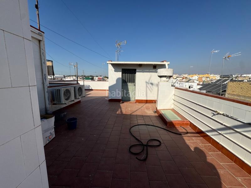 Foto cf95a407-7caa-4d55-b8ff-4a390489ad6d. Piso magnifico piso en el centro del pueblo de coria del rio avenida primero de mayo, junto a todos los comercios. el piso se divide en en Coria del Río Foto cf95a407-7caa-4d55-b8ff-4a390489ad6d. Piso magnifico piso en el centro del pueblo de coria del rio avenida primero de mayo, junto a todos los comercios. el piso se divide en en Coria del Río