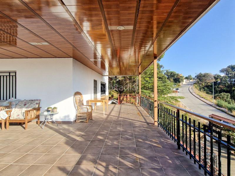 Foto ac61b95a-295a-40e4-a696-0af635dfc9dd. Casa a de la cornisa a Urbanitzacions Mataró Foto ac61b95a-295a-40e4-a696-0af635dfc9dd. Casa a de la cornisa a Urbanitzacions Mataró