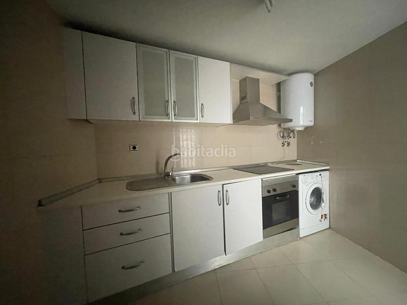 Foto 5e54dfdb-73dc-4a89-8a2f-d093bda03a14. Pis amb aparcament a Centro Almería Foto 5e54dfdb-73dc-4a89-8a2f-d093bda03a14. Pis amb aparcament a Centro Almería