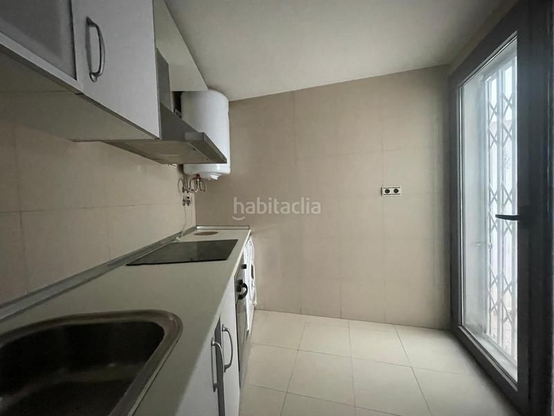 Foto 9868195b-ee83-43d4-933b-0793d7b0586e. Pis amb aparcament a Centro Almería Foto 9868195b-ee83-43d4-933b-0793d7b0586e. Pis amb aparcament a Centro Almería