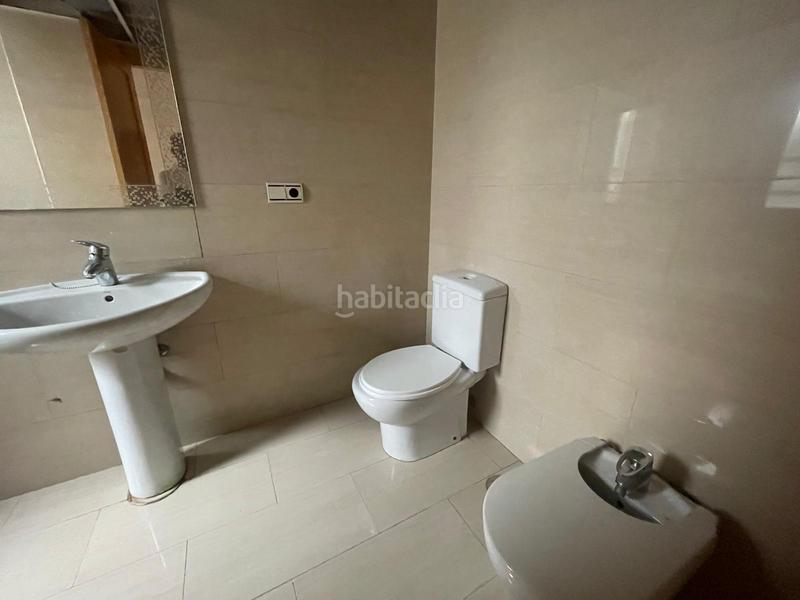 Foto bb5f6a23-4d0f-46e6-83a9-e2b318e59e61. Pis amb aparcament a Centro Almería Foto bb5f6a23-4d0f-46e6-83a9-e2b318e59e61. Pis amb aparcament a Centro Almería