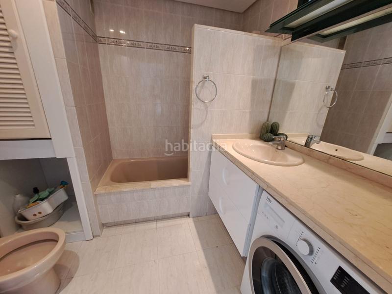 Foto aee7d882-85bd-40d0-85a0-becd9729a60e. Location appartement avec parking piscine dans Zona Centro Comercial Torrequebrada Benalmádena Foto aee7d882-85bd-40d0-85a0-becd9729a60e. Location appartement avec parking piscine dans Zona Centro Comercial Torrequebrada Benalmádena
