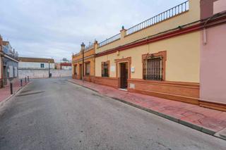 Reihenhaus Calle sevilla. Estupenda casa de una sola planta, junto al nuevo bulevar de mai Reihenhaus Calle sevilla. Estupenda casa de una sola planta, junto al nuevo bulevar de mai