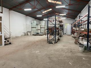 Nau industrial Calle de valencia. Se vende nave zona calle valencia Nau industrial Calle de valencia. Se vende nave zona calle valencia