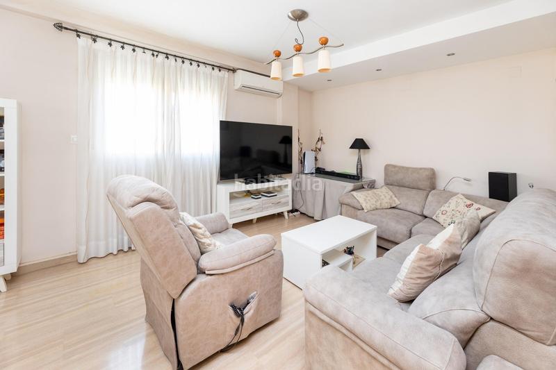 Foto 9b67b2a9-aa8b-41cb-82d0-31d04498f232. Maison jumelée avec chauffage parking dans San Francisco - El Chorrillo Gabias (Las) Foto 9b67b2a9-aa8b-41cb-82d0-31d04498f232. Maison jumelée avec chauffage parking dans San Francisco - El Chorrillo Gabias (Las)