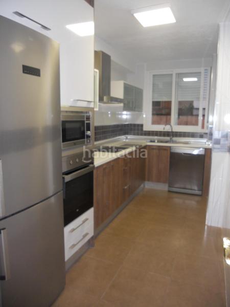 Foto a8b9198e-708f-472c-a65b-ed42fcdcd91f. Lloguer pis amb calefacció a Bola de Oro Granada Foto a8b9198e-708f-472c-a65b-ed42fcdcd91f. Lloguer pis amb calefacció a Bola de Oro Granada