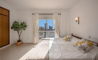 Appartement à Puerto Deportivo. Magnífico piso en planta 9 con vistas al mar y al pueblo Appartement à Puerto Deportivo. Magnífico piso en planta 9 con vistas al mar y al pueblo