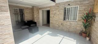 Maison jumelée à Playa de los Boliches. Venta casa adosada en fuengirola los boliches Maison jumelée à Playa de los Boliches. Venta casa adosada en fuengirola los boliches