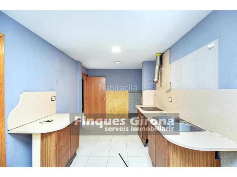 Foto 8e19f7e0-2acd-4f32-b7b0-08a9a8801445. Casa adossada a Barri Vell Salt Foto 8e19f7e0-2acd-4f32-b7b0-08a9a8801445. Casa adossada a Barri Vell Salt
