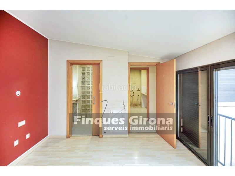 Foto b5433f3b-65fe-4f92-a2fe-4287fa01c58b. Casa adossada a Barri Vell Salt Foto b5433f3b-65fe-4f92-a2fe-4287fa01c58b. Casa adossada a Barri Vell Salt
