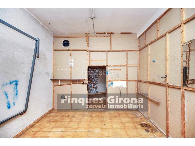 Foto d32650b5-42b3-4db3-8d1b-3462345607db. Casa adossada a Barri Vell Salt Foto d32650b5-42b3-4db3-8d1b-3462345607db. Casa adossada a Barri Vell Salt