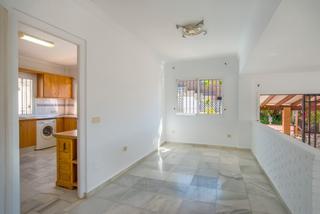 Office space C. geranio, 33 Office space C. geranio, 33