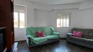 Appartamento in Plaza Donoso Cortés - Avenida Magdalena. Oportunidad de inversión en piso con 3 habitaciones y balcón Appartamento in Plaza Donoso Cortés - Avenida Magdalena. Oportunidad de inversión en piso con 3 habitaciones y balcón