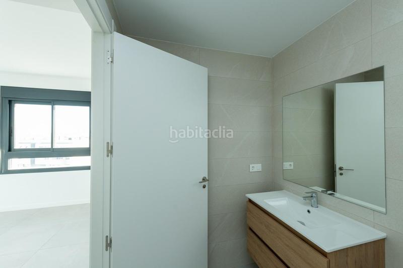 Foto 6e123289-e1df-4836-ad80-3e683d124127. Àtic amb aparcament piscina a Cabo de las Huertas Alicante Foto 6e123289-e1df-4836-ad80-3e683d124127. Àtic amb aparcament piscina a Cabo de las Huertas Alicante