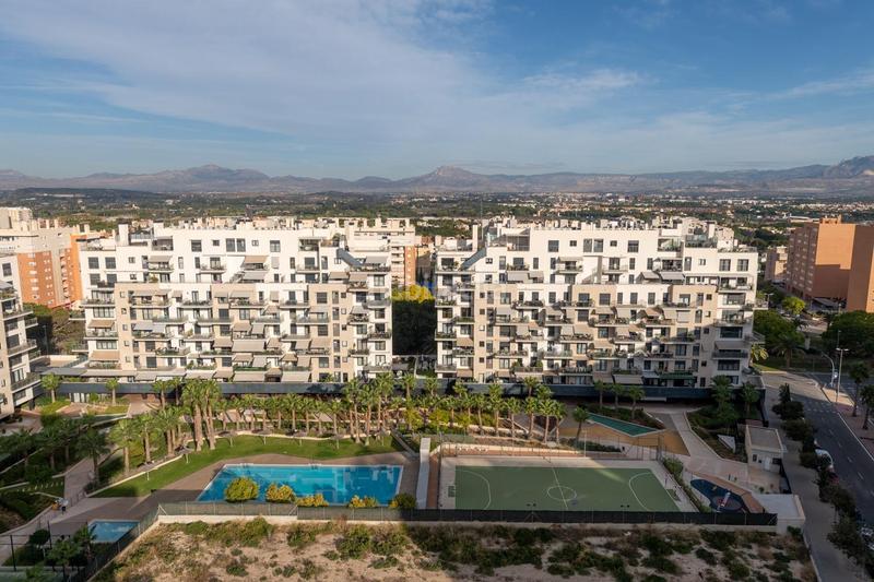 Foto 9a608538-2e97-433a-9c72-f5bc7f6fe310. Àtic amb aparcament piscina a Cabo de las Huertas Alicante Foto 9a608538-2e97-433a-9c72-f5bc7f6fe310. Àtic amb aparcament piscina a Cabo de las Huertas Alicante