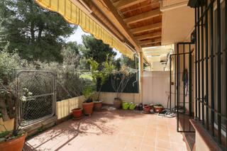 Maison jumelée Calle de muntasil. Acogedora casa adosada con piscina comunitaria y acceso directo Maison jumelée Calle de muntasil. Acogedora casa adosada con piscina comunitaria y acceso directo