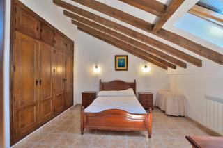 Casa adossada Calle emigrantes. ¡descubre tu nuevo hogar en esta espectacular casa adosada en mo Casa adossada Calle emigrantes. ¡descubre tu nuevo hogar en esta espectacular casa adosada en mo