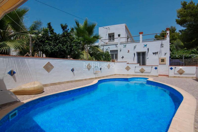 Foto a8a66ca4-b596-46a0-87d3-e3338ee69ea0. Masia amb piscina a Vélez de Benaudalla Foto a8a66ca4-b596-46a0-87d3-e3338ee69ea0. Masia amb piscina a Vélez de Benaudalla