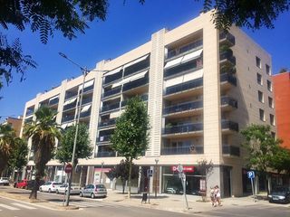 Location Local commercial Ronda mossen jacint verdaguer. Local en parc central mataro Location Local commercial Ronda mossen jacint verdaguer. Local en parc central mataro