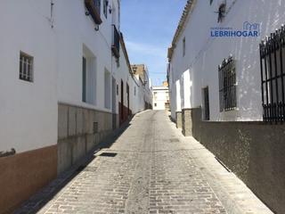 Casa in Lebrija. Casa pueblo en venta en barrio nuevo. Casa in Lebrija. Casa pueblo en venta en barrio nuevo.