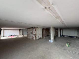 Local commercial à Avenida virgen del carmen 13. Gran local en dos plantas Local commercial à Avenida virgen del carmen 13. Gran local en dos plantas