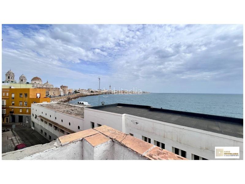 Foto 0df01f3f-4306-44d4-b241-46ec6788acca. Edifici a garaicoechea 23 a La Caleta - La Viña Cádiz Foto 0df01f3f-4306-44d4-b241-46ec6788acca. Edifici a garaicoechea 23 a La Caleta - La Viña Cádiz