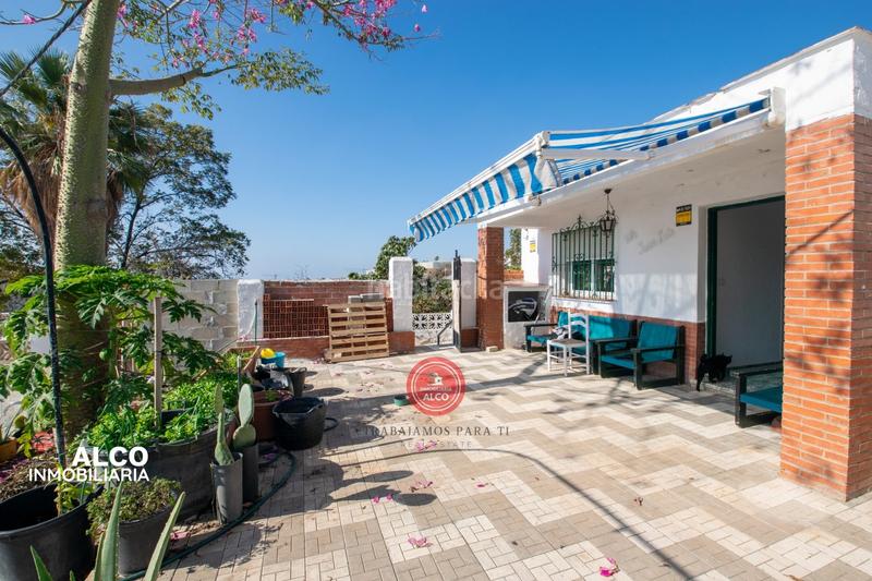 Foto c80d1ee7-dca2-48a5-8a69-baa194273687. Chalet  costacaracterísticas generales superficie 348 m terraza cocina independiente dormitorios 3 baños 1 cochera cerrad en Torrox Foto c80d1ee7-dca2-48a5-8a69-baa194273687. Chalet  costacaracterísticas generales superficie 348 m terraza cocina independiente dormitorios 3 baños 1 cochera cerrad en Torrox