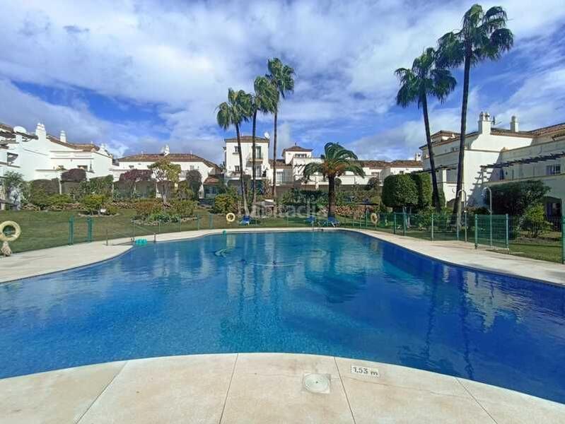 Foto 0ea0b9b7-8fbb-4ebe-a7a0-42c35a53fc2c. Reihenhaus mit parking pool in La Concha - Resina Golf Estepona Foto 0ea0b9b7-8fbb-4ebe-a7a0-42c35a53fc2c. Reihenhaus mit parking pool in La Concha - Resina Golf Estepona