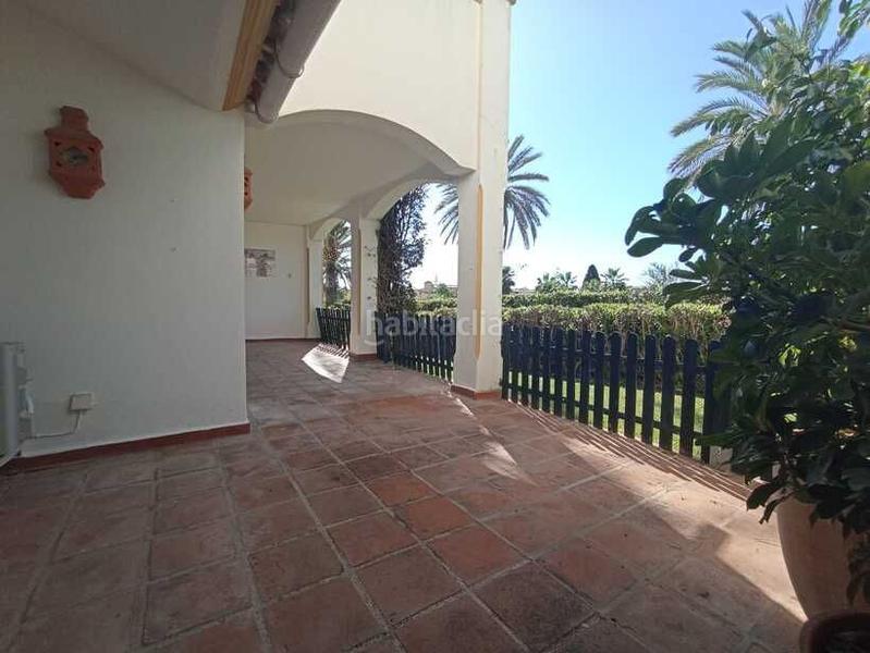 Foto 26b9c88a-1462-4b4a-8db8-abe0bab2b672. Reihenhaus mit parking pool in La Concha - Resina Golf Estepona Foto 26b9c88a-1462-4b4a-8db8-abe0bab2b672. Reihenhaus mit parking pool in La Concha - Resina Golf Estepona