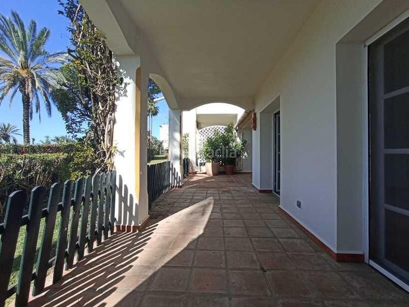 Foto adac4115-4c2c-45a6-bb01-9e8e1606f3d9. Reihenhaus mit parking pool in La Concha - Resina Golf Estepona Foto adac4115-4c2c-45a6-bb01-9e8e1606f3d9. Reihenhaus mit parking pool in La Concha - Resina Golf Estepona