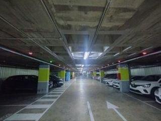 Parking voiture Avenida de josé laguillo Parking voiture Avenida de josé laguillo