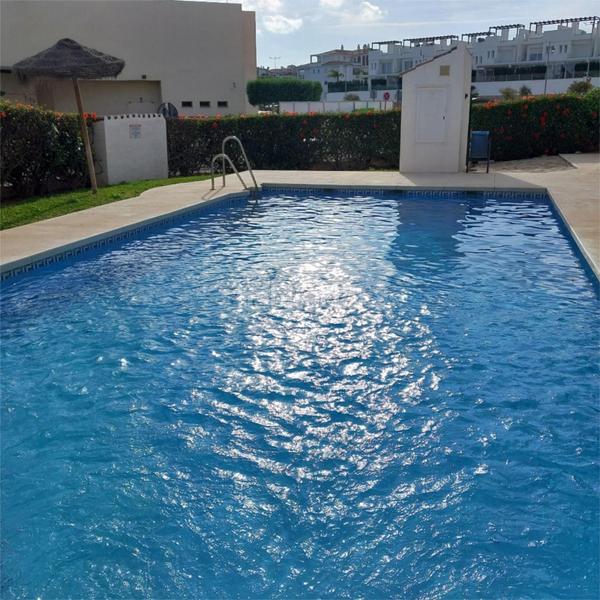 Foto 505ce0ec-cd73-4cc9-9896-1afaa0a7da38. Casa adossada amb aparcament piscina a Calahonda Mijas Foto 505ce0ec-cd73-4cc9-9896-1afaa0a7da38. Casa adossada amb aparcament piscina a Calahonda Mijas