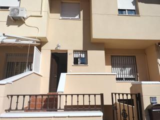 Affitto Casa a schiera in Calle río poqueira 11c Affitto Casa a schiera in Calle río poqueira 11c